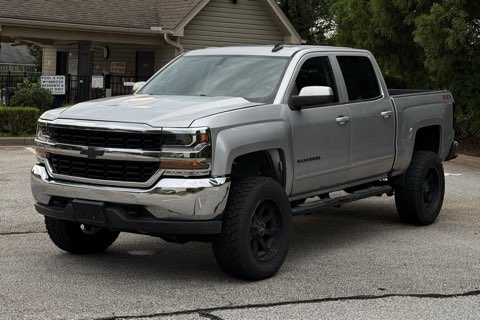 2018 Chevrolet Silverado 1500 photo 1