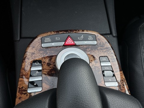 2007 Mercedes S550 photo 10